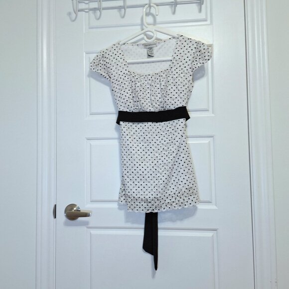 Laura Petite Black and White Polkadot top - Picture 10 of 10